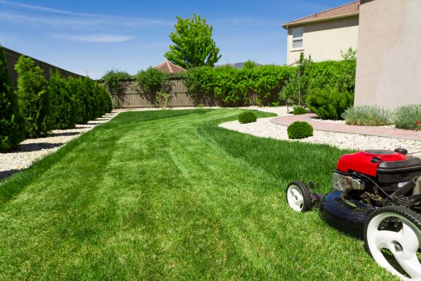 Residential Lawn Mowing in Carlisle